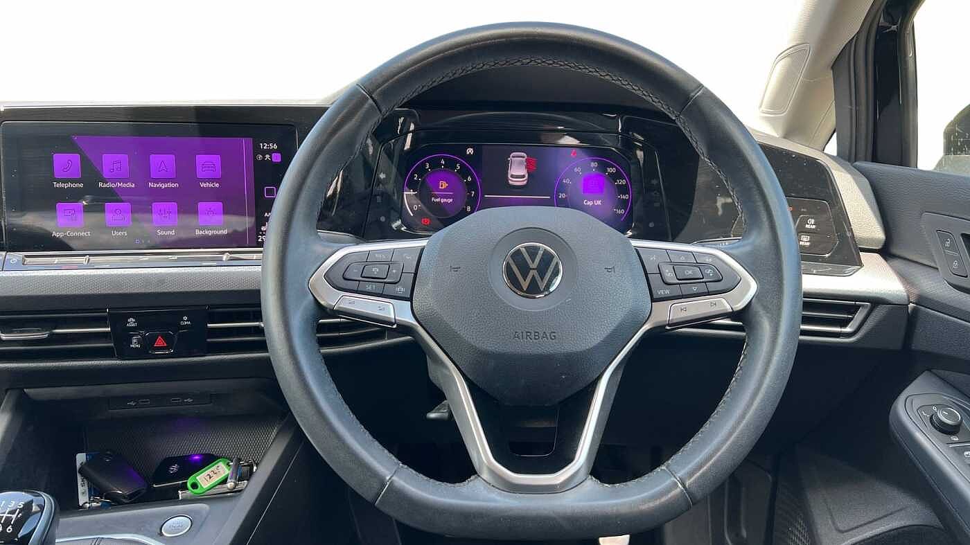 Volkswagen Golf 1.0 TSI Active 5dr