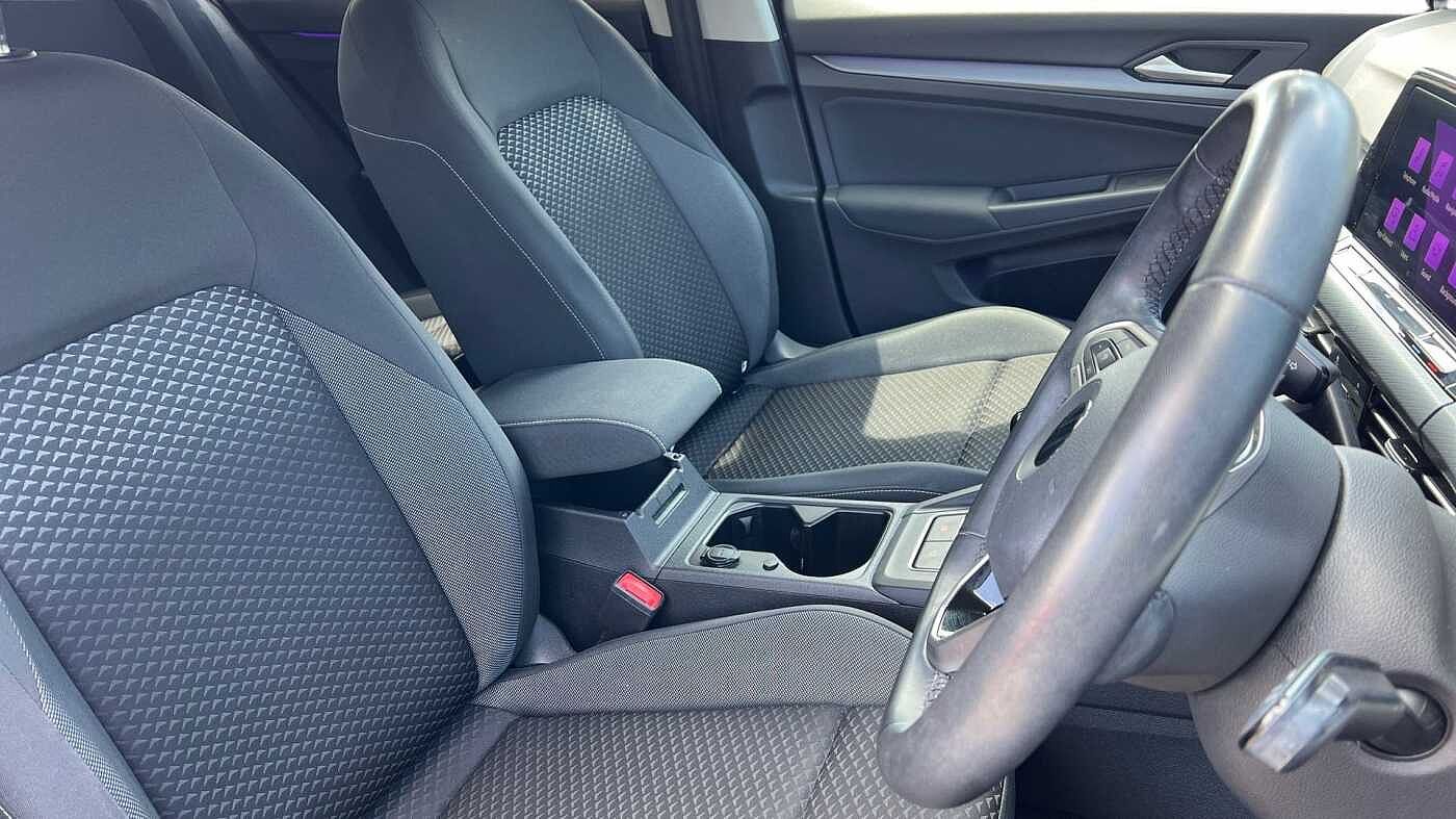 Volkswagen Golf 1.0 TSI Active 5dr