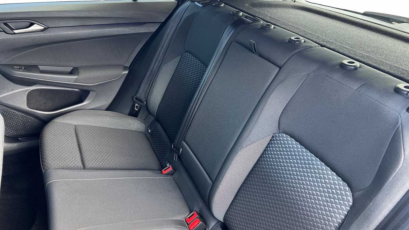 Volkswagen Golf 1.0 TSI Active 5dr